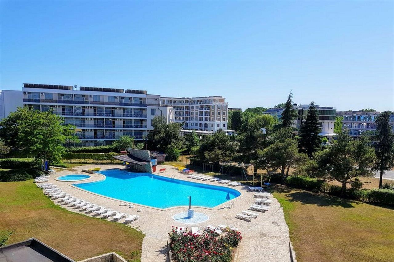 Continental Blu Hotel Солнечный берег Экстерьер фото