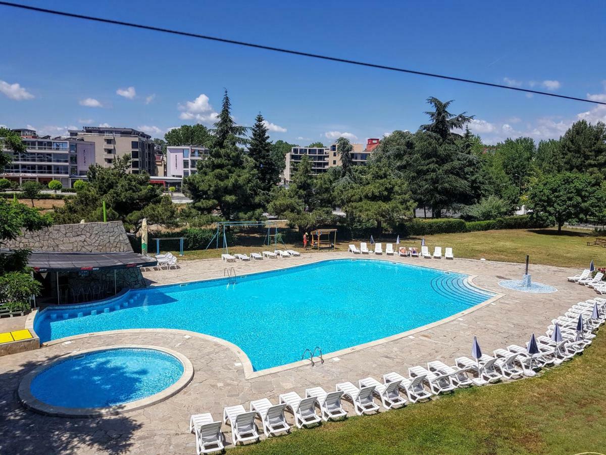 Continental Blu Hotel Солнечный берег Экстерьер фото